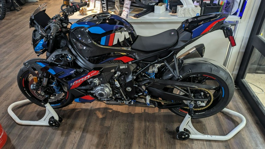 2023 BMW M 1000 R