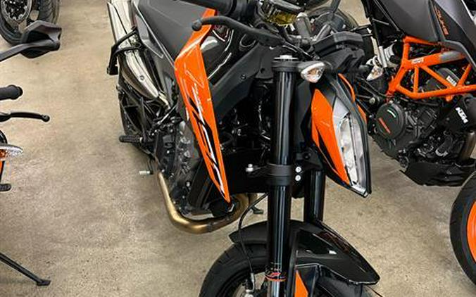 2023 KTM 790 Duke First Look [7 Fast Facts]