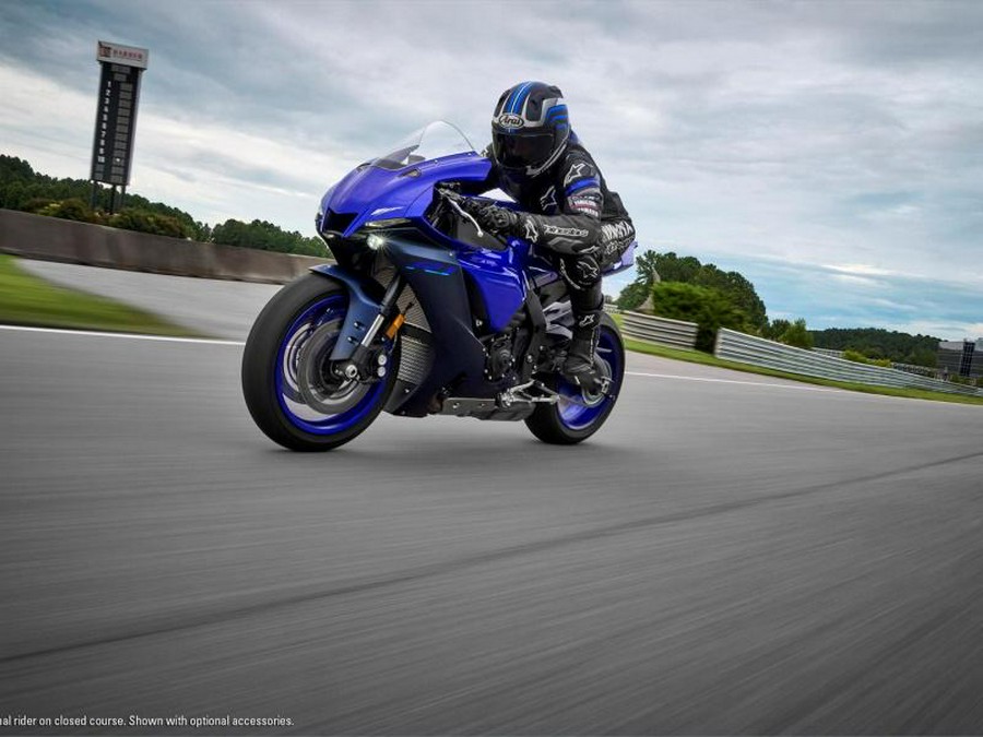 2024 Yamaha YZF-R1