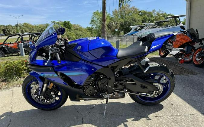 2024 Yamaha YZF-R1