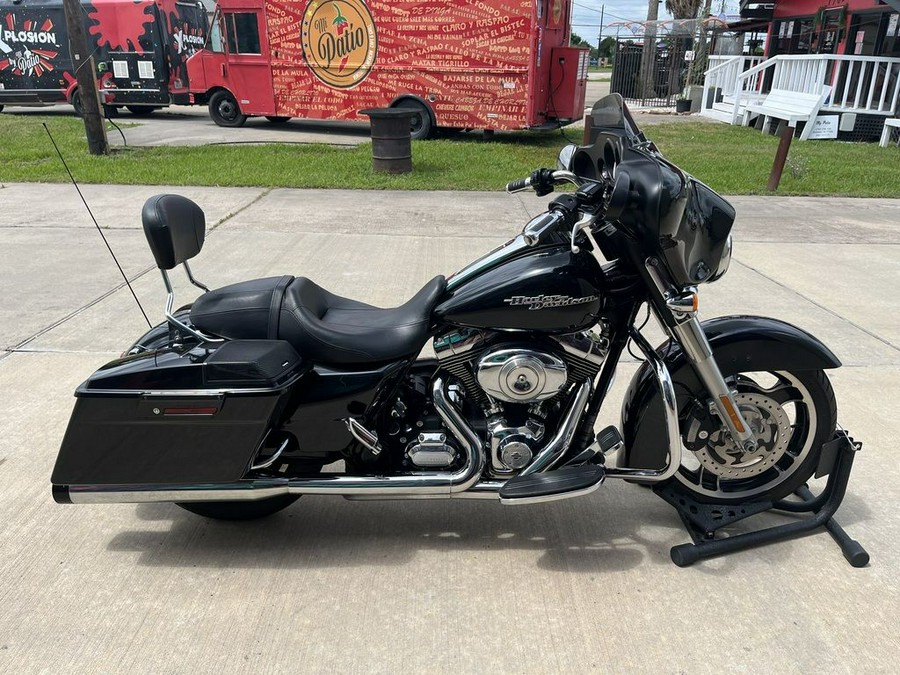 2013 Harley-Davidson® FLHX - Street Glide®