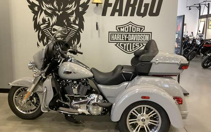 2024 Harley-Davidson® FLHTCUTG - Tri Glide® Ultra