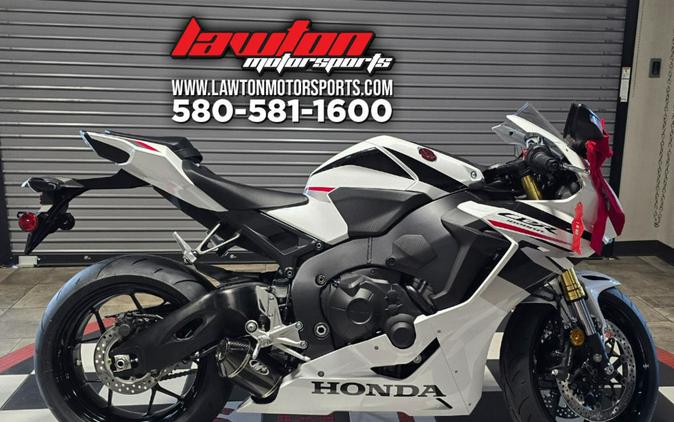 2026 Honda® CBR1000RR