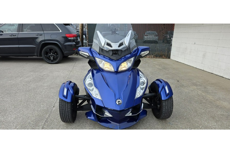 2013 Can-Am SPYDER RT S