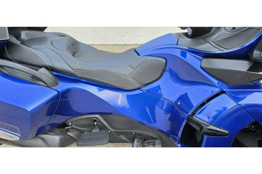 2013 Can-Am SPYDER RT S