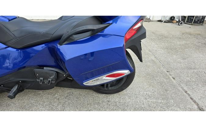 2013 Can-Am SPYDER RT S