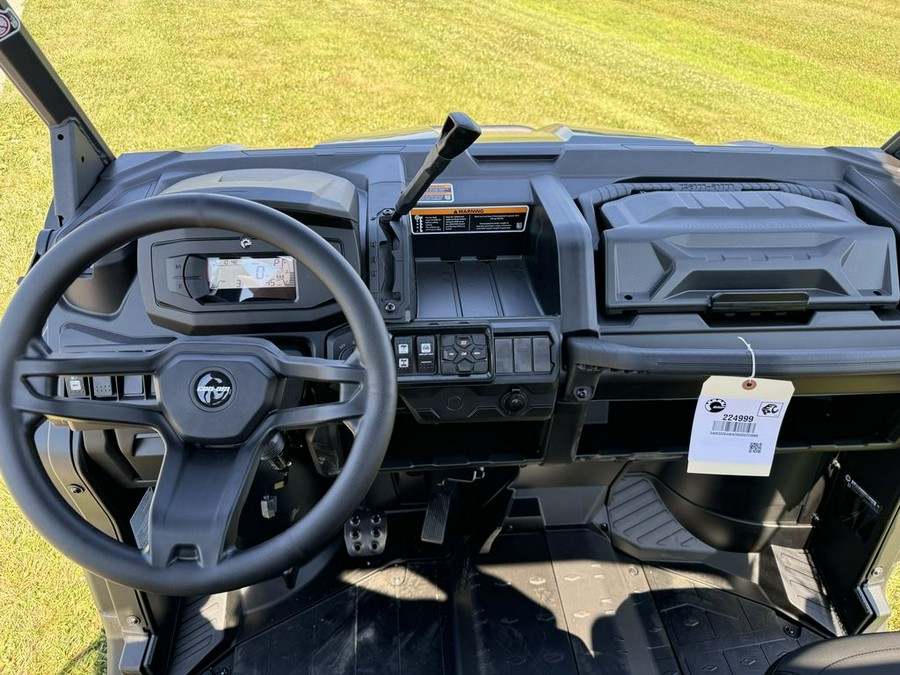 2024 Can-Am® Defender XT HD10