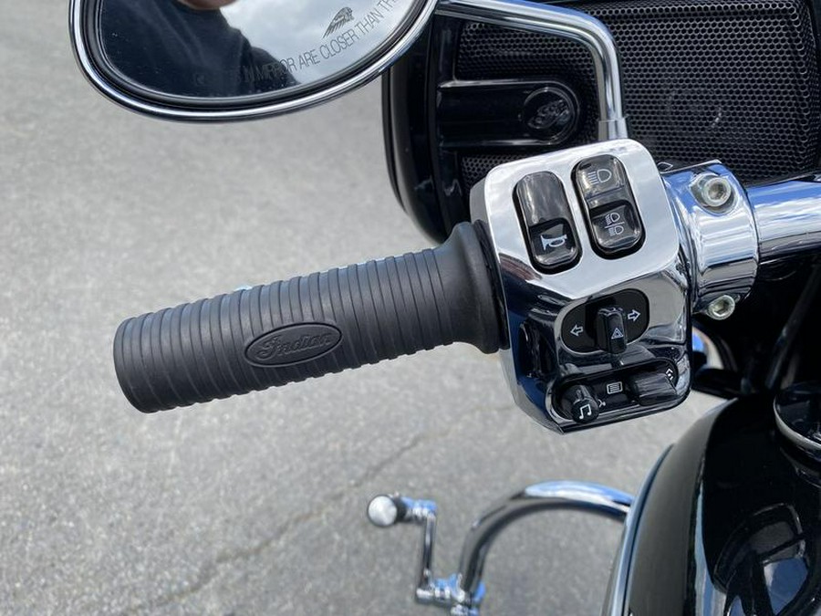 2021 Indian Motorcycle® Chieftain® Limited Thunder Black Pearl