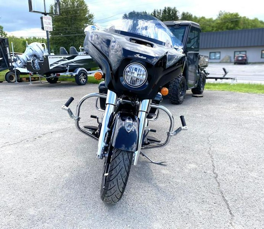 2021 Indian Motorcycle® Chieftain® Limited Thunder Black Pearl