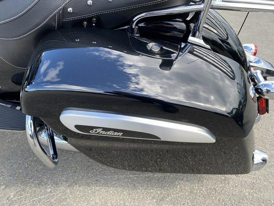 2021 Indian Motorcycle® Chieftain® Limited Thunder Black Pearl