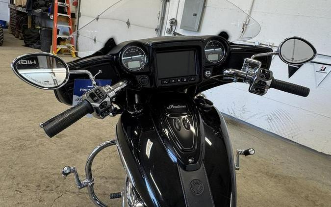 2021 Indian Motorcycle® Chieftain® Limited Thunder Black Pearl