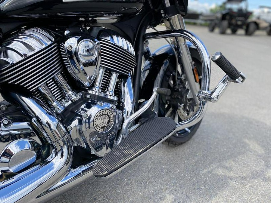 2021 Indian Motorcycle® Chieftain® Limited Thunder Black Pearl