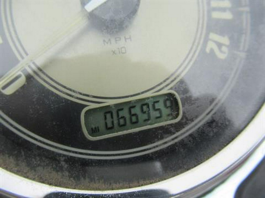 2009 Harley-Davidson FLSTC Heritage Softail® Classic