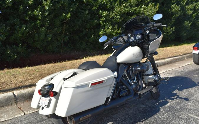 2023 Harley-Davidson Road Glide® ST – West Coast Performance Bagger