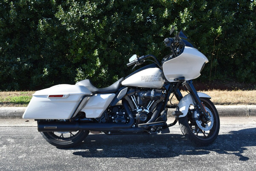 2023 Harley-Davidson Road Glide® ST – West Coast Performance Bagger