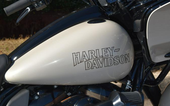 2023 Harley-Davidson Road Glide® ST – West Coast Performance Bagger