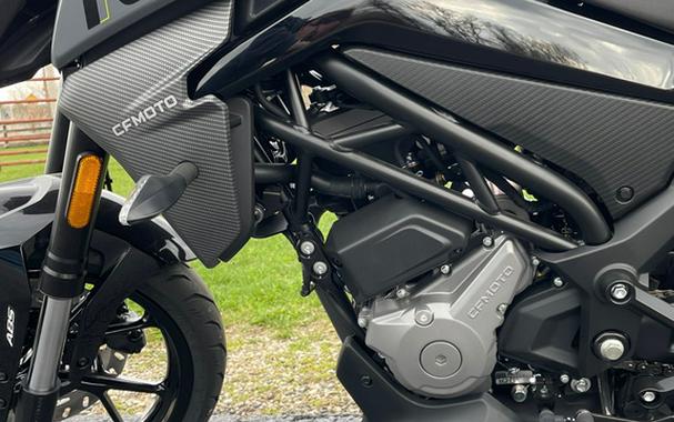 2026 CFMOTO NK 300 - NEBULA BLACK