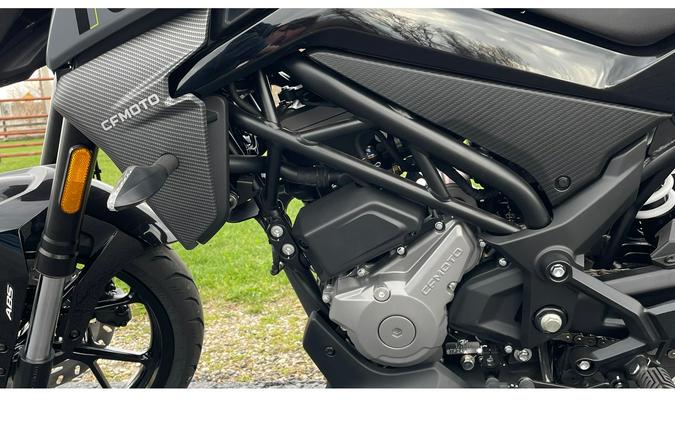 2026 CFMOTO 300NK - NEBULA BLACK