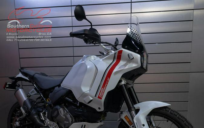 2023 Ducati DesertX Star White Silk