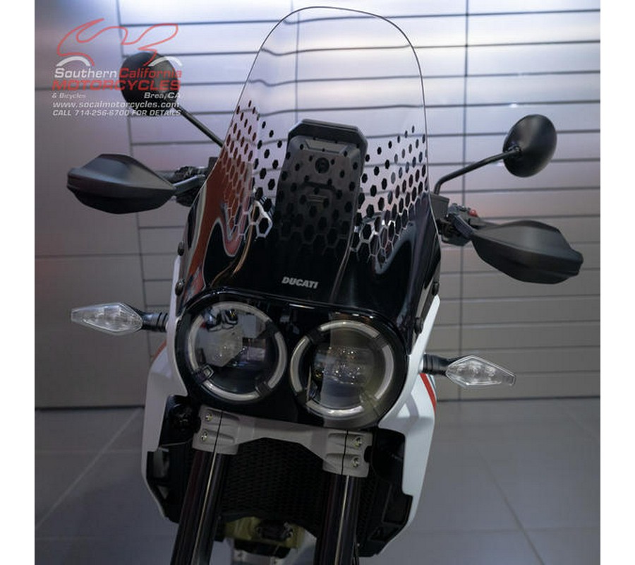 2023 Ducati DesertX Star White Silk