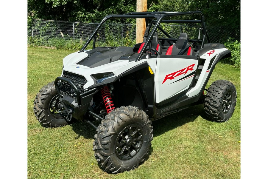 2024 Polaris Industries RZR XP 1000 Sport White Lightning