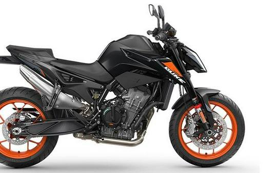 2025 KTM 790 Duke