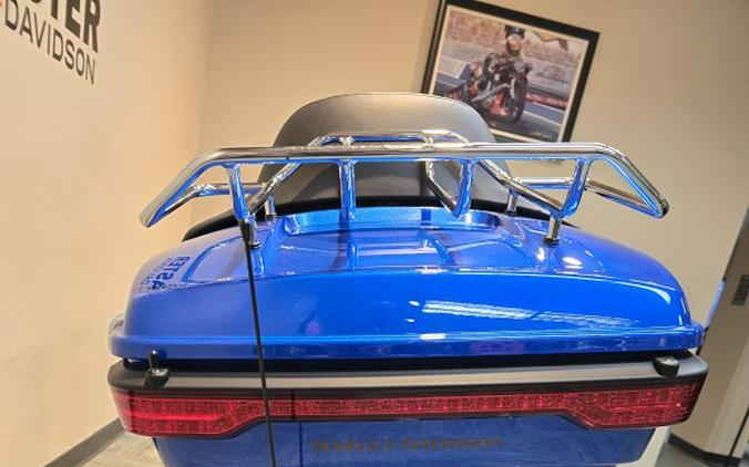 2017 Harley-Davidson® Ultra Limited Custom Colour Bonneville Blue/Fathom Blue FLHTK