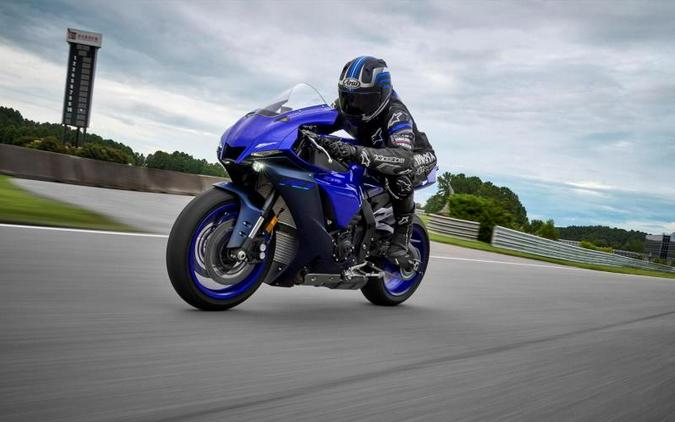 2024 Yamaha YZF-R1