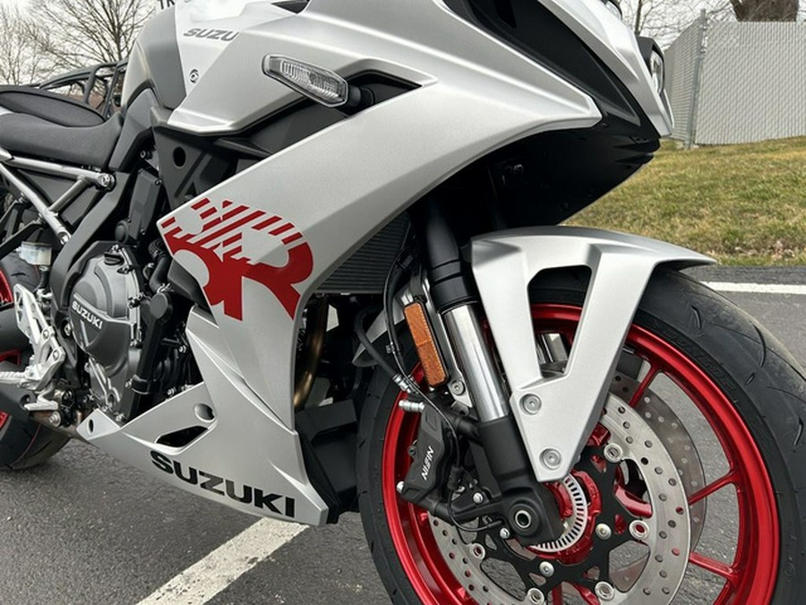 2024 Suzuki GSX 8R