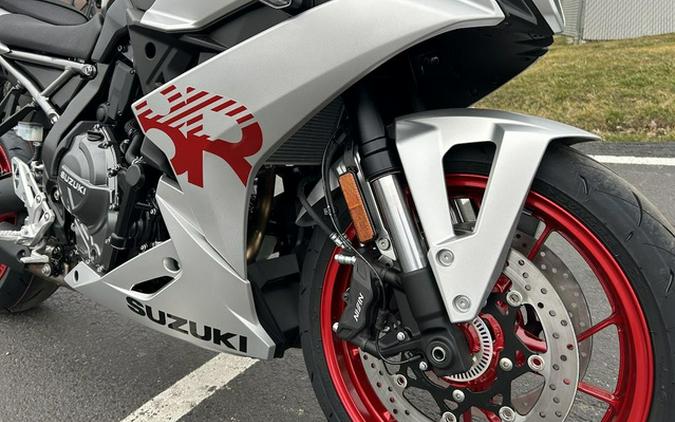 2024 Suzuki GSX 8R