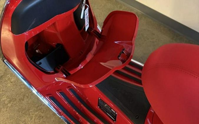 2025 Vespa Primavera 50 Red