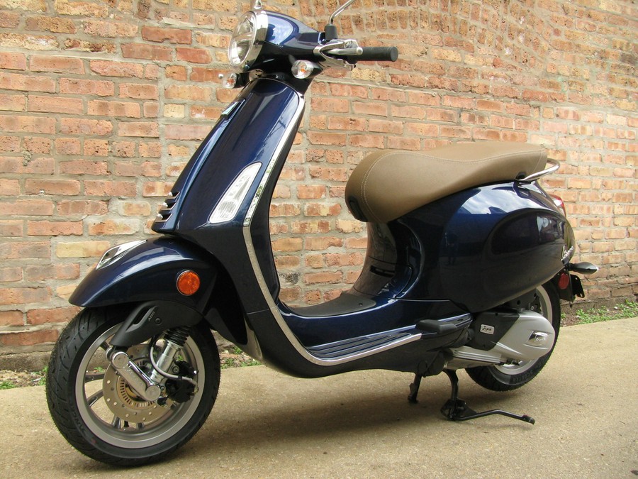 2025 Vespa Primavera 150