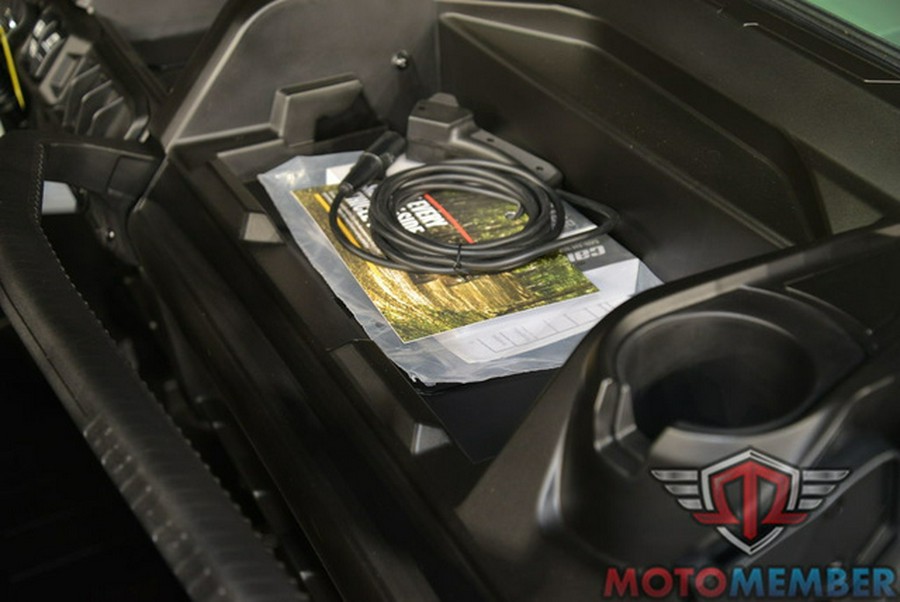 2026 Can-Am Defender DPS HD7 Compass Green