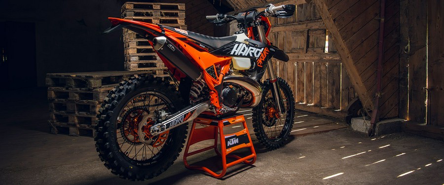 2027 KTM 300 XC-W Hardenduro