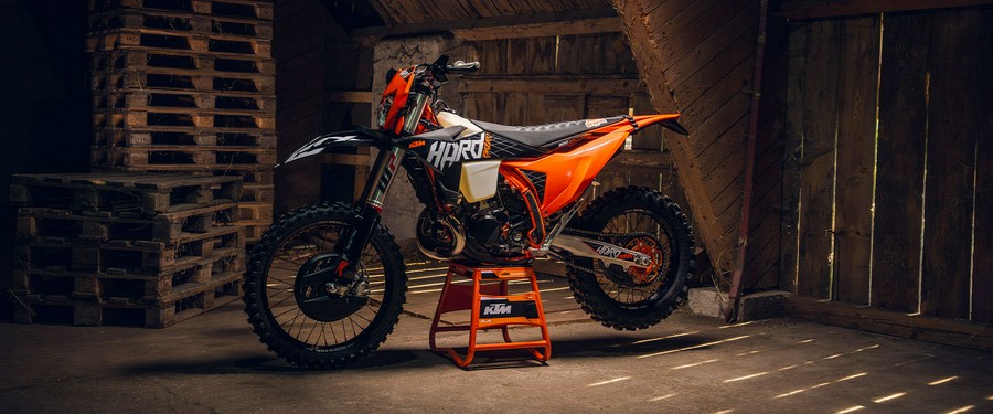2027 KTM 300 XC-W Hardenduro
