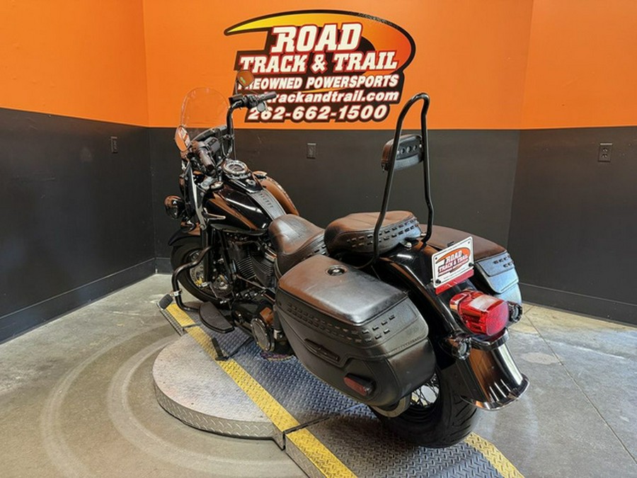 2020 Harley-Davidson Softail FLHCS - Heritage Classic 114