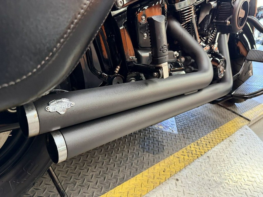 2020 Harley-Davidson Softail FLHCS - Heritage Classic 114
