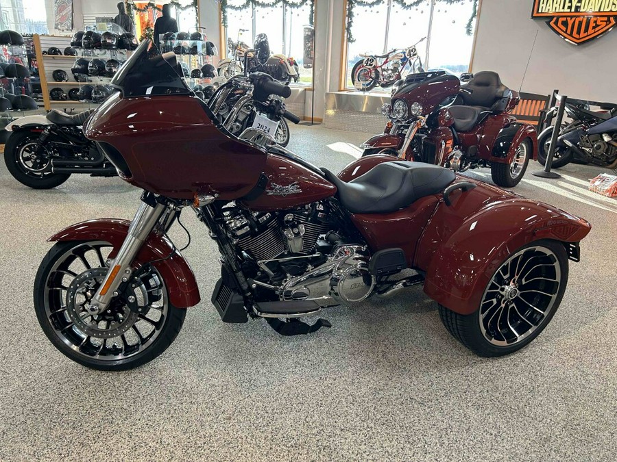 2024 Harley-Davidson® FLTRT Road Glide® 3
