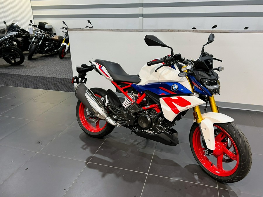 2023 BMW G 310 R