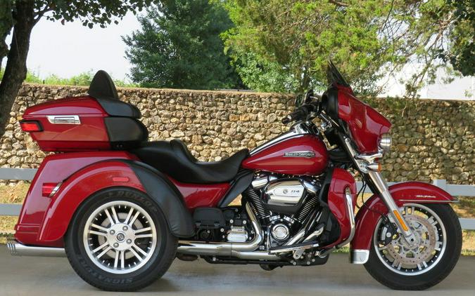 2021 Harley-Davidson® FLHTCUTG - Tri Glide® Ultra