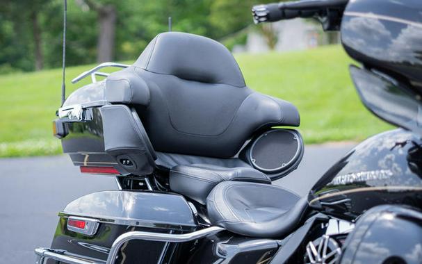 2016 Harley-Davidson® FLHTKL - Ultra Limited Low