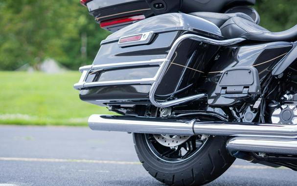 2016 Harley-Davidson® FLHTKL - Ultra Limited Low