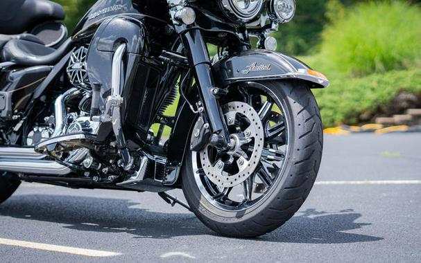 2016 Harley-Davidson® FLHTKL - Ultra Limited Low
