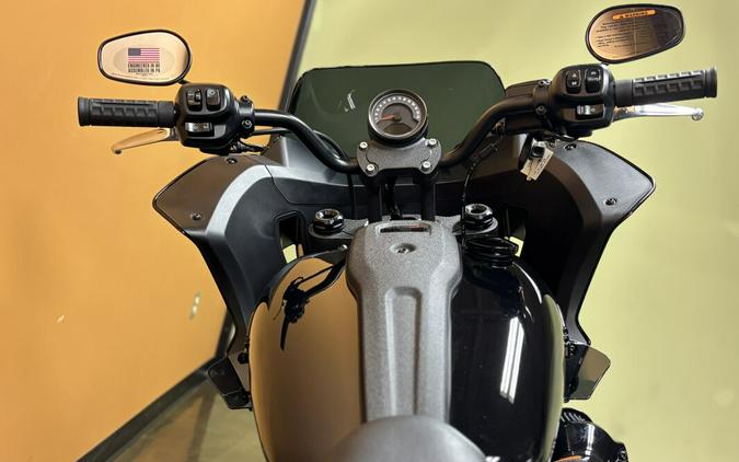 FXLRST 2025 Low Rider™ ST