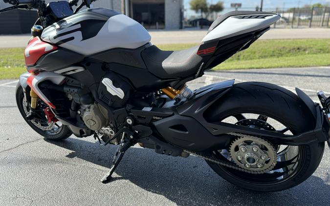 2026 Ducati Diavel V4 RS RS Livery