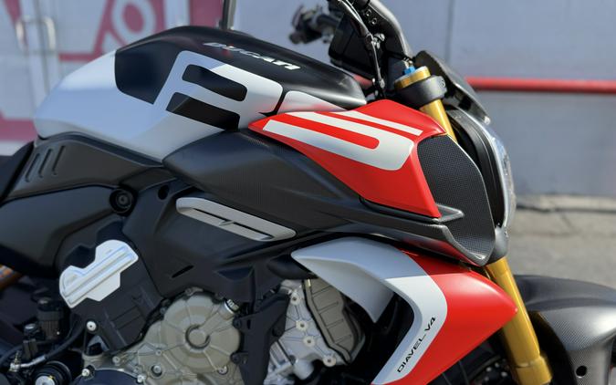 2026 Ducati Diavel V4 RS RS Livery