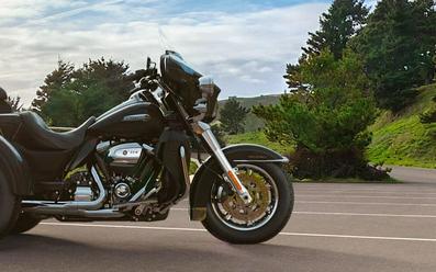 2019 Harley-Davidson Tri Glide Ultra BLACK