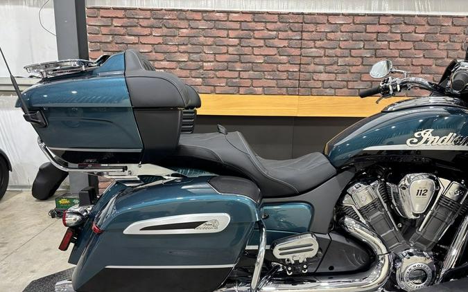 2026 Indian Motorcycle® Pursuit® Limited 112 w/PowerBand Audio Cascade Green with Black Metallic