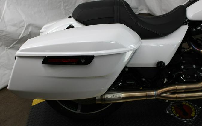 Harley-Davidson Road Glide™ 2024 FLTRX 84497964 WHITE ONYX PRL