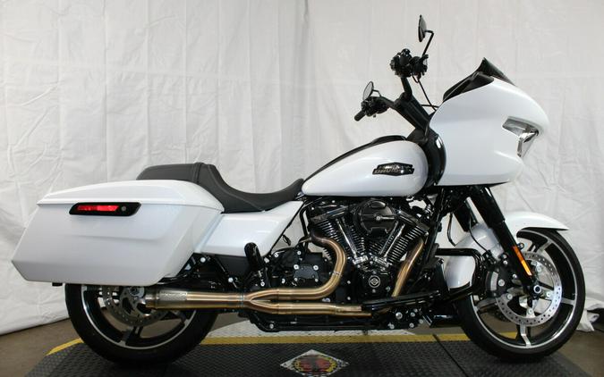 Harley-Davidson Road Glide™ 2024 FLTRX 84497964 WHITE ONYX PRL